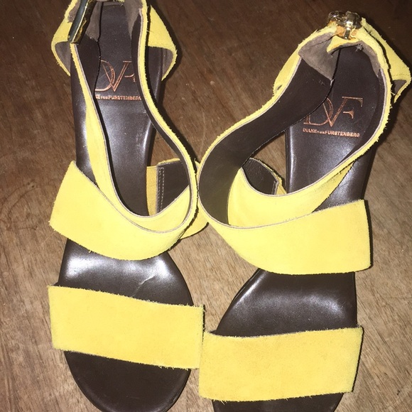 DvF Opal Crisscross Wedge Sandals - Picture 4 of 8
